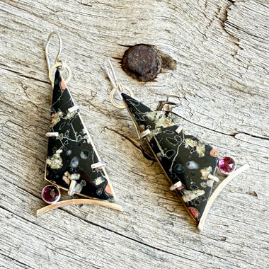 Plum Blossom Jasper with Rhodolite Faceted Garnets Earrings